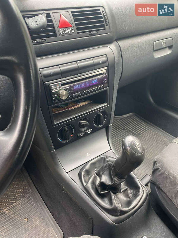 Універсал Skoda Octavia 2009 в Дубні