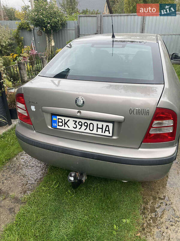 Універсал Skoda Octavia 2009 в Дубні