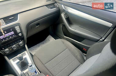 Лифтбек Skoda Octavia 2013 в 