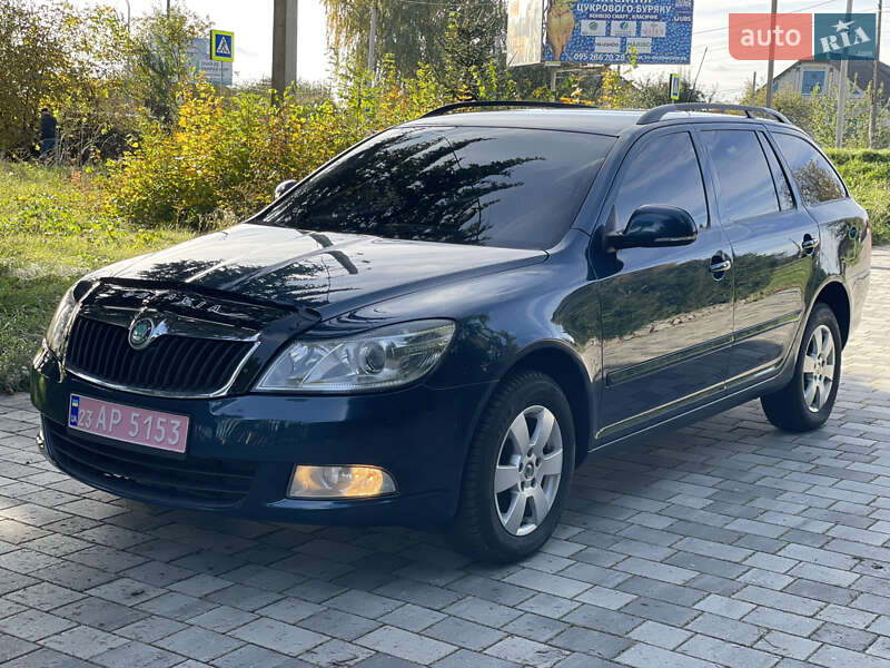 Универсал Skoda Octavia 2011 в Староконстантинове