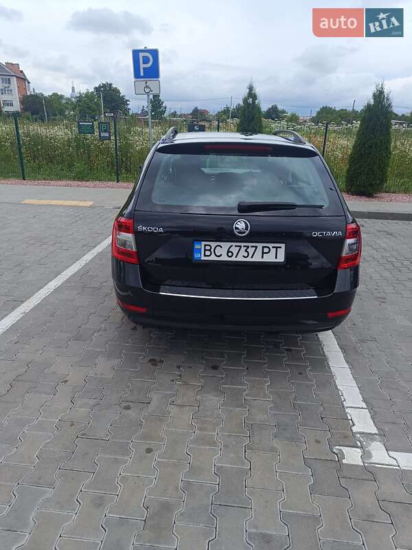 Универсал Skoda Octavia 2018 в Стрые