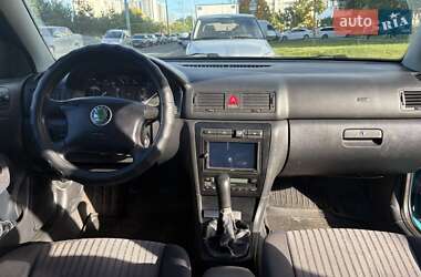 Лифтбек Skoda Octavia 2000 в 