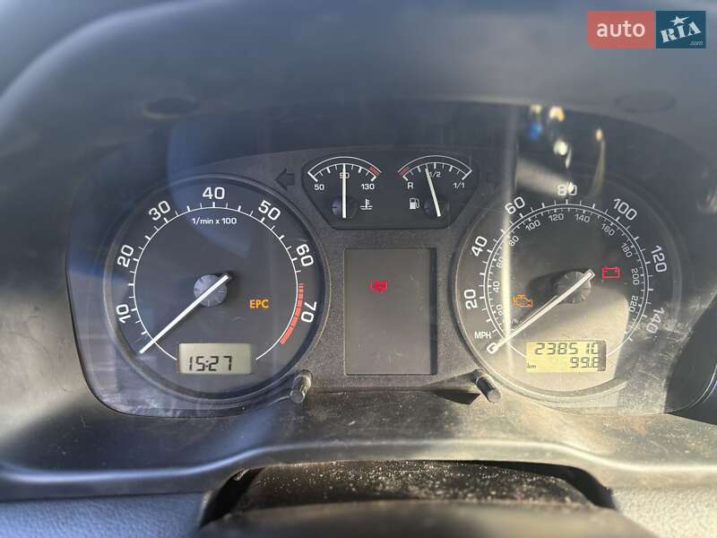 Ліфтбек Skoda Octavia 2000 в Павлограді