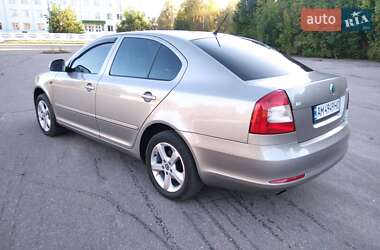 Лифтбек Skoda Octavia 2012 в 