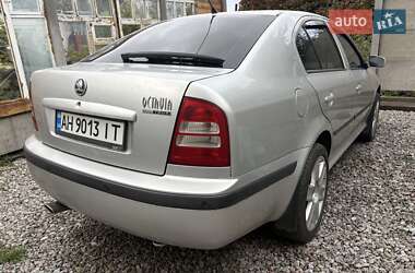 Лифтбек Skoda Octavia 2006 в 