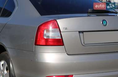 Лифтбек Skoda Octavia 2012 в 