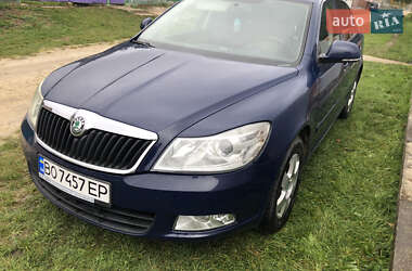 Лифтбек Skoda Octavia 2012 в 