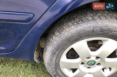 Лифтбек Skoda Octavia 2012 в 