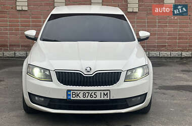 Лифтбек Skoda Octavia 2014 в 