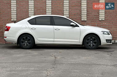 Лифтбек Skoda Octavia 2014 в 