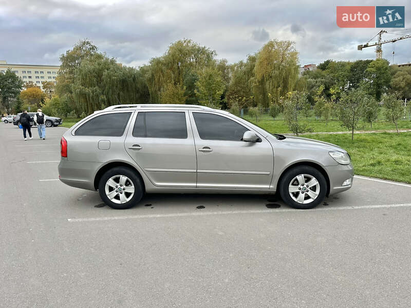 Універсал Skoda Octavia 2012 в Івано-Франківську фото 6 Універсал Skoda Octavia 2012 в Івано-Франківську