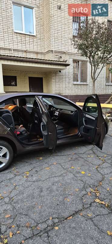 Лифтбек Skoda Octavia 2017 в Кропивницком