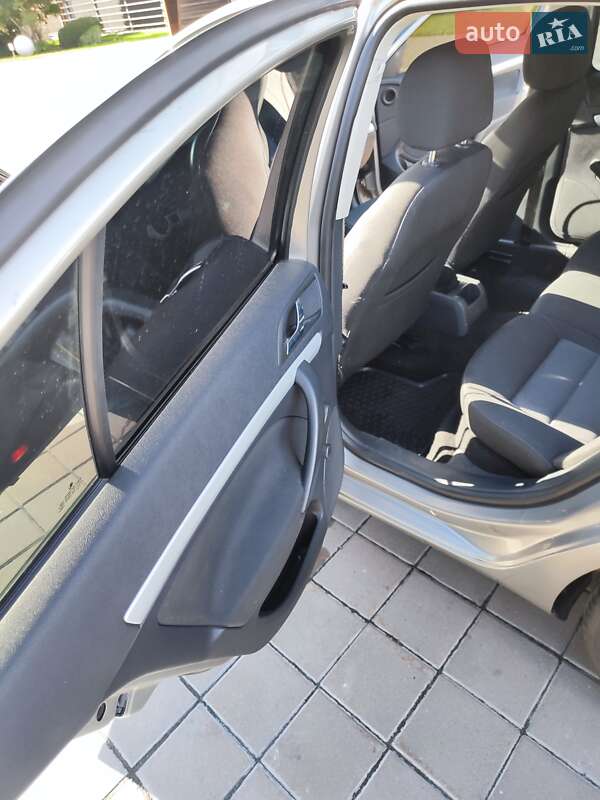 Ліфтбек Skoda Octavia 2007 в Черкасах фото 4 Ліфтбек Skoda Octavia 2007 в Черкасах