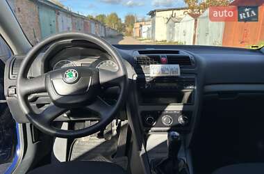 Лифтбек Skoda Octavia 2012 в 