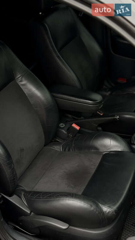 Ліфтбек Skoda Octavia 2005 в Дніпрі