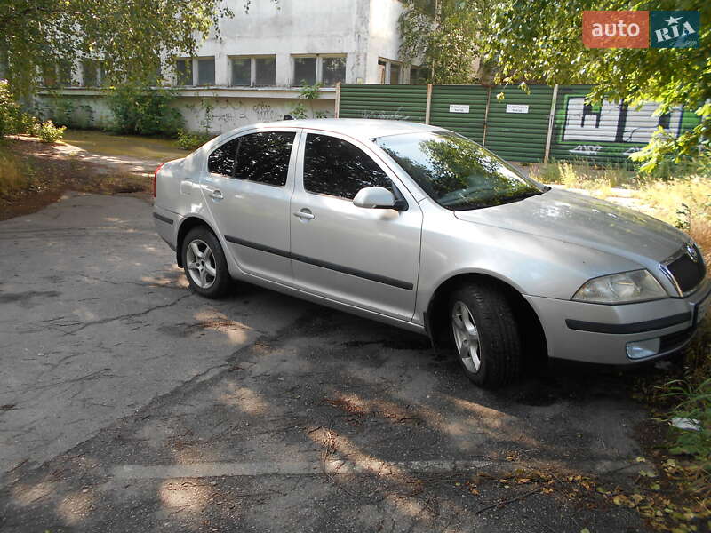 Лифтбек Skoda Octavia 2006 в Кропивницком