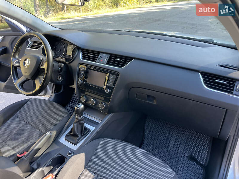 Универсал Skoda Octavia 2013 в Фастове