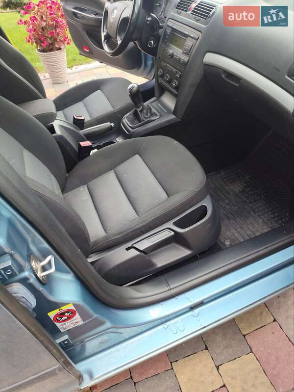Ліфтбек Skoda Octavia 2009 в Луцьку