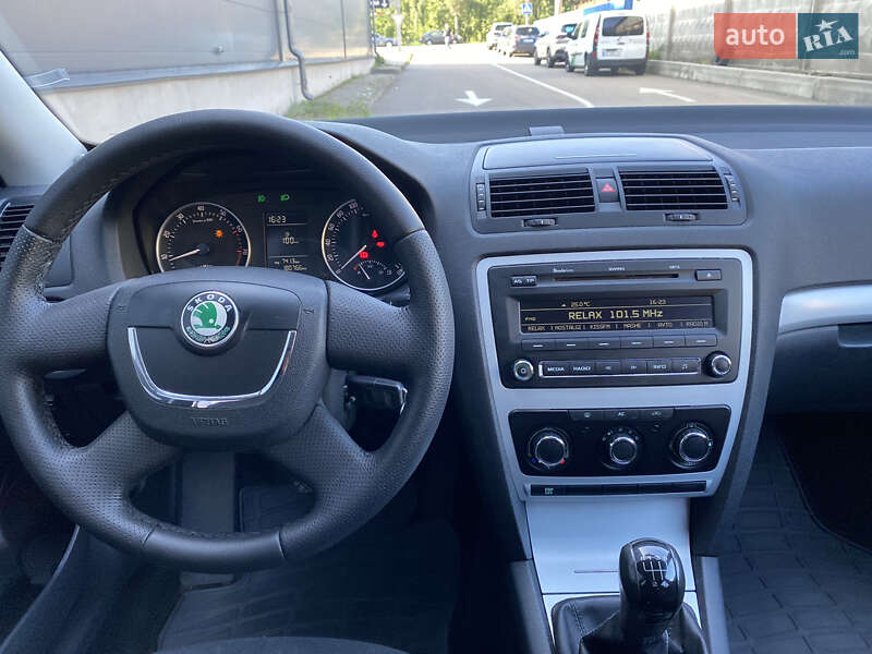 Универсал Skoda Octavia 2010 в Киеве
