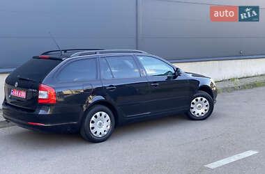 Универсал Skoda Octavia 2010 в 