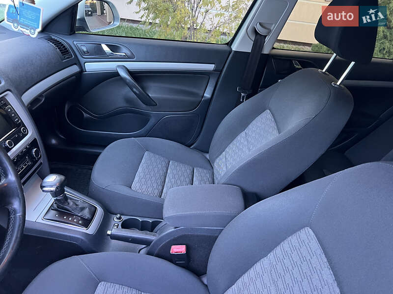 Универсал Skoda Octavia 2012 в Дунаевцах