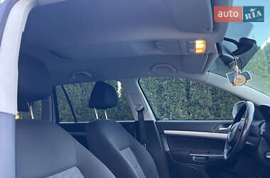 Универсал Skoda Octavia 2012 в 