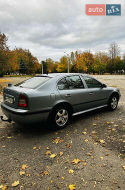 Лифтбек Skoda Octavia 2001 в 