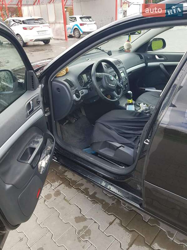 Универсал Skoda Octavia 2009 в Луцке
