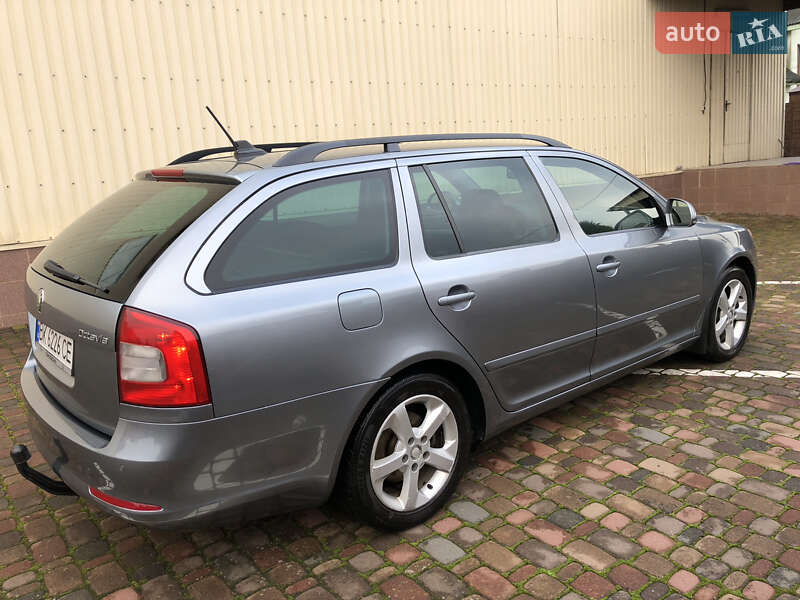Универсал Skoda Octavia 2012 в Луцке фото 5 Универсал Skoda Octavia 2012 в Луцке