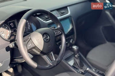 Лифтбек Skoda Octavia 2013 в 