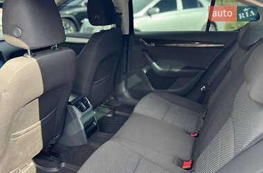 Лифтбек Skoda Octavia 2013 в 
