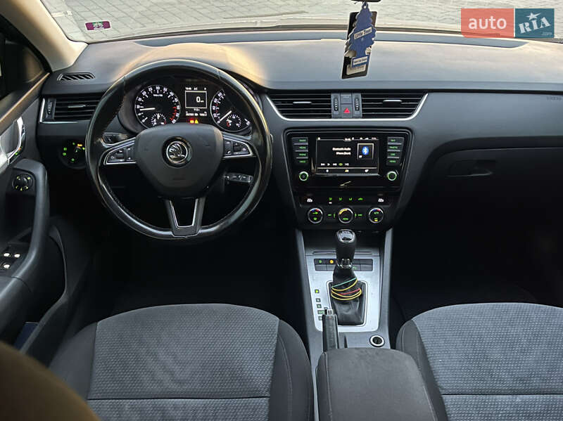 Универсал Skoda Octavia 2015 в Мукачево