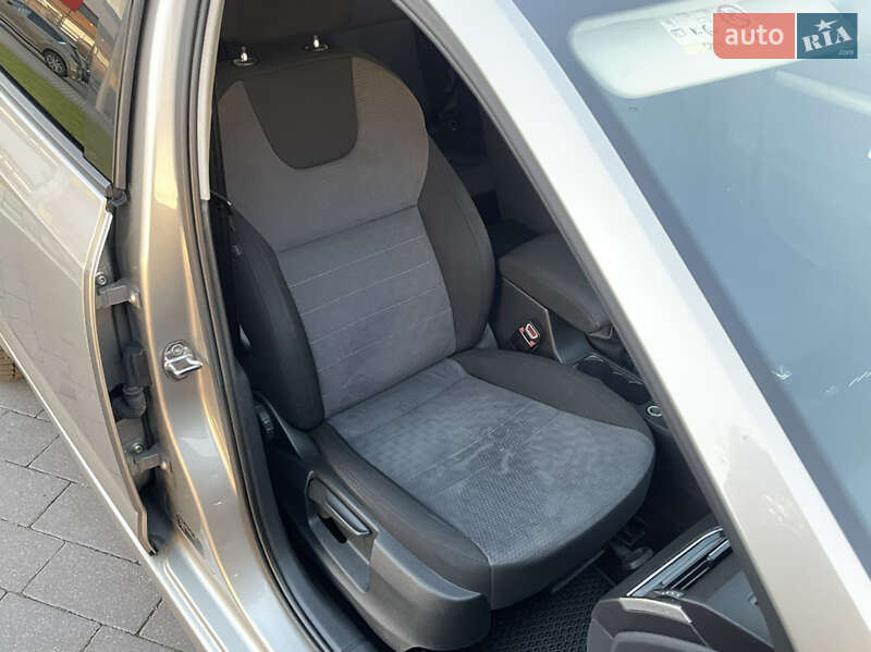 Универсал Skoda Octavia 2015 в Мукачево