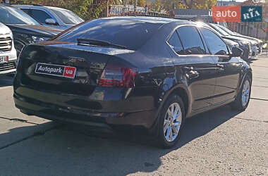 Лифтбек Skoda Octavia 2014 в 