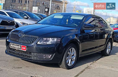 Лифтбек Skoda Octavia 2014 в 