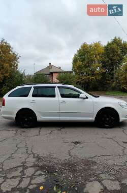 Універсал Skoda Octavia 2011 в  фото 9 Універсал Skoda Octavia 2011 в