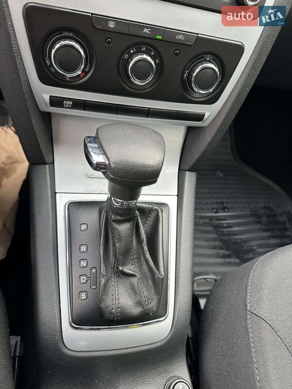 Лифтбек Skoda Octavia 2010 в Киеве