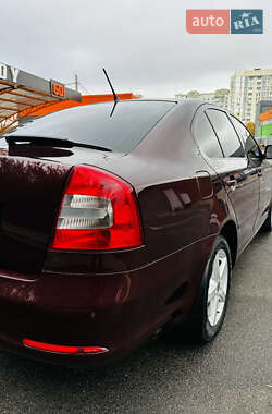 Лифтбек Skoda Octavia 2010 в 