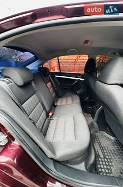 Лифтбек Skoda Octavia 2010 в 