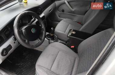 Лифтбек Skoda Octavia 2003 в 