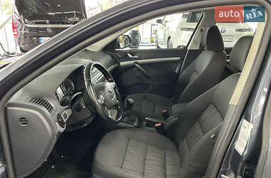 Лифтбек Skoda Octavia 2010 в 