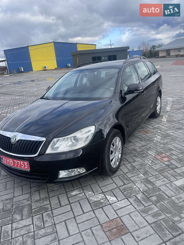 Универсал Skoda Octavia 2010 в 