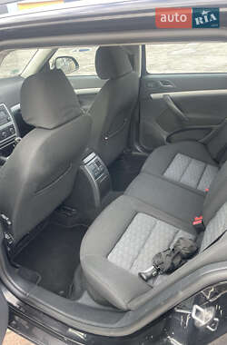 Универсал Skoda Octavia 2010 в 