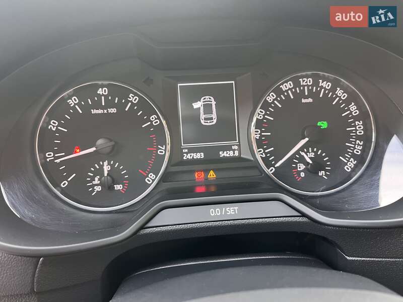 Универсал Skoda Octavia 2014 в Луцке фото 18 Универсал Skoda Octavia 2014 в Луцке