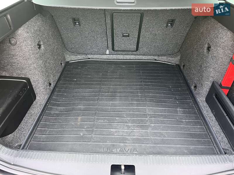 Универсал Skoda Octavia 2014 в Луцке фото 27 Универсал Skoda Octavia 2014 в Луцке