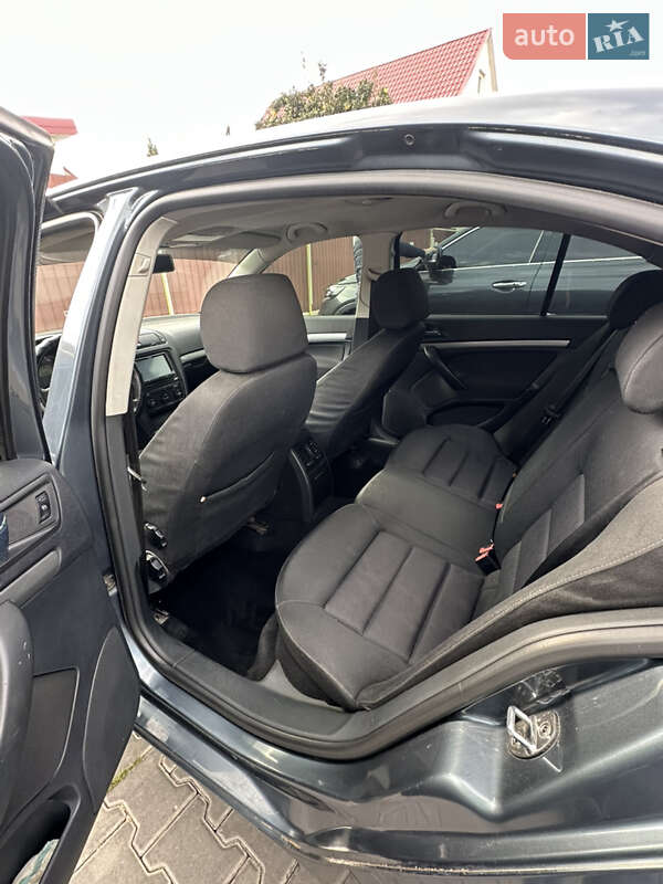 Лифтбек Skoda Octavia 2006 в Одессе