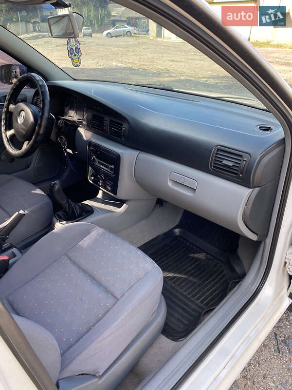 Ліфтбек Skoda Octavia 2003 в Бершаді