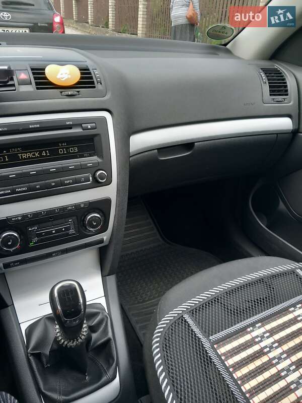 Универсал Skoda Octavia 2011 в Ивано-Франковске