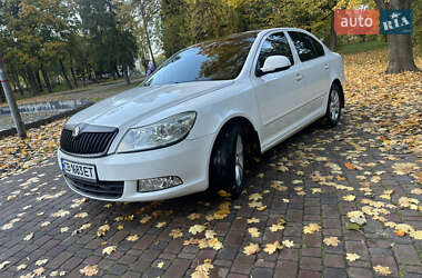 Лифтбек Skoda Octavia 2010 в Чернигове