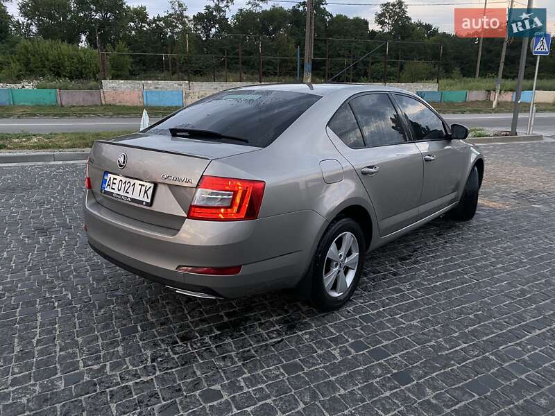 Ліфтбек Skoda Octavia 2013 в Дніпрі фото 2 Ліфтбек Skoda Octavia 2013 в Дніпрі